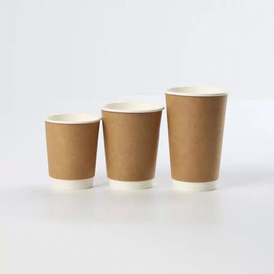 Takeaway ถ้วยกาแฟแบบใช้แล้วทิ้งโลโก้ที่กำหนดเองพิมพ์ทิ้งสไตล์ที่กำหนดเองการบรรจุสีคุณลักษณะ Eco Material